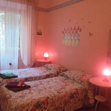 לינה וארוחת בוקר רומא Max House מראה חיצוני תמונה